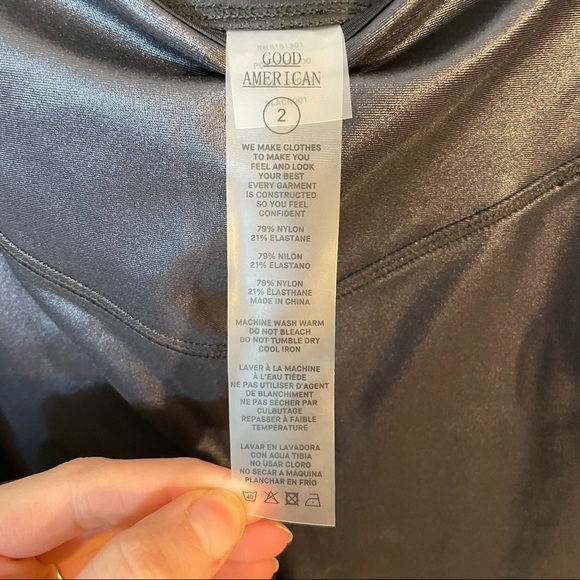 Good American Liquid Cross Over Faux Leather Leggings Black NWT 2 High Rise - Picture 3 of 7